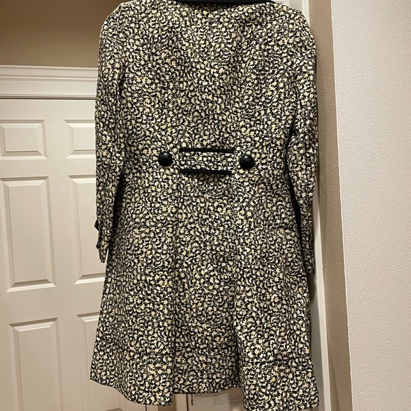 Louis Vuitton 2011 Runway Yellow Black & White Floral Print Coat Women’s Size 36 - Picture 7 of 8